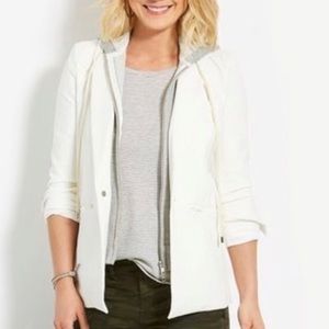 NWOT Peyten Jensen White Blazer with Grey Sweatshirt Attachment size XS